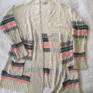 Eyeshadow duster sweater